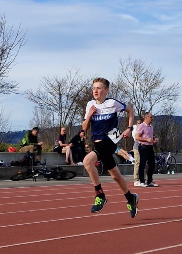 Ein Bild, das Himmel, draußen, Leichtathletik, Sport enthält.Automatisch generierte Beschreibung