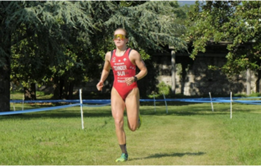 Ein Bild, das Gras, Sport, draußen, Leichtathletik enthält.Automatisch generierte Beschreibung